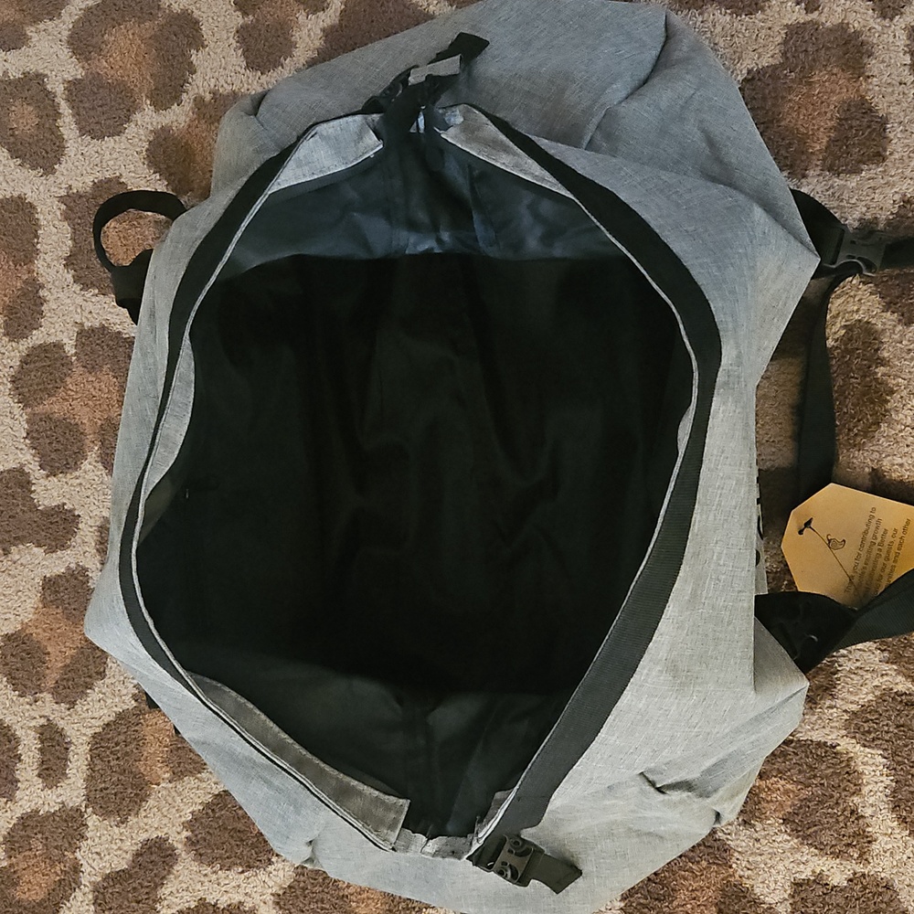 Chipotle Duffle Bag 🌯🌮 - Picture 2 of 11